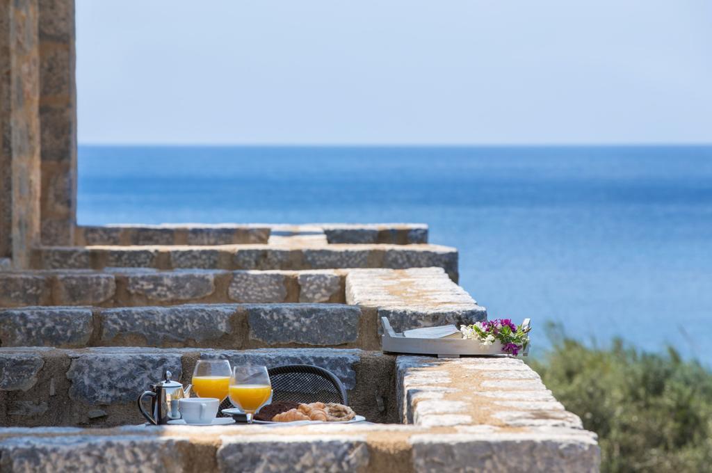 Porto Vitilo Boutique Hotel Каравостаси Экстерьер фото